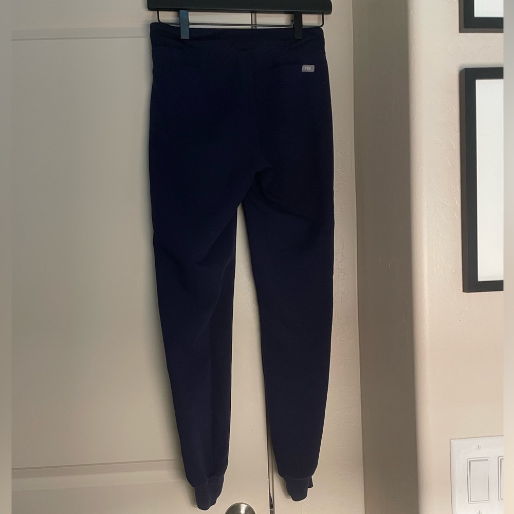 Figs Zamora Jogger Scrub Pants - color: navy, size: XXS - Picture 3 of 3